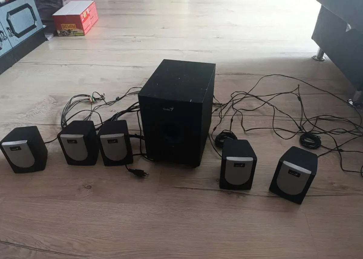 Genius 5.1 reproduktory sw-hf 5.1 1800