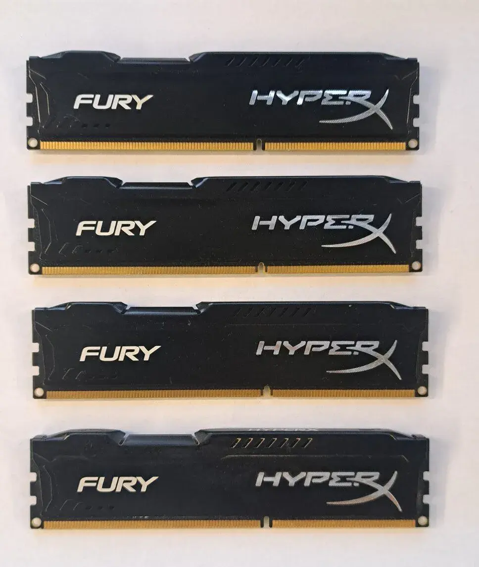 RAM 16GB (4x4GB) DDR3 Kingston HyperX Fury 1866 MHz