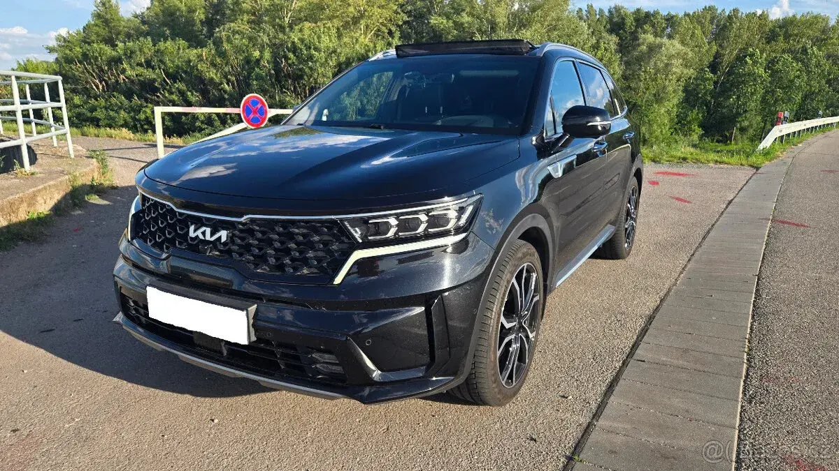 Kia SORENTO – 2023, 150 000 km