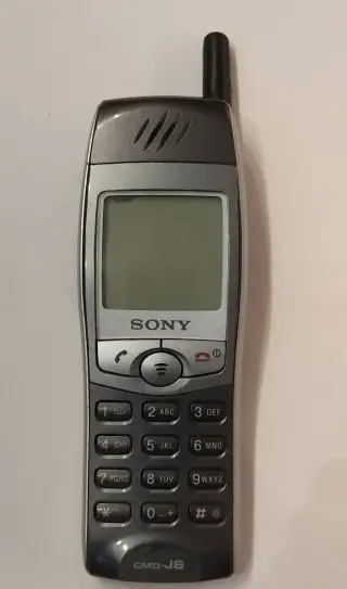 Sony cmd-j6