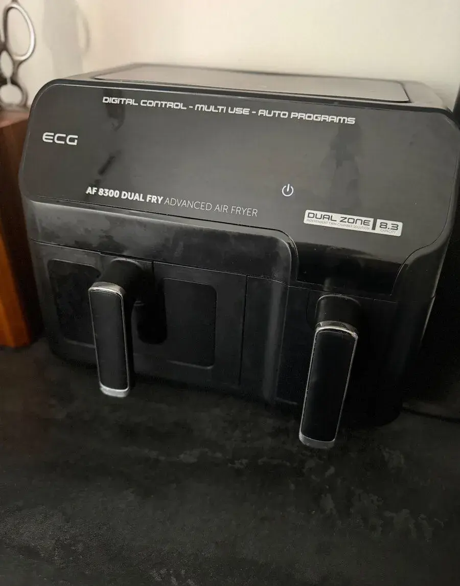 Horkovzdušná fritéza ECG AF 8300