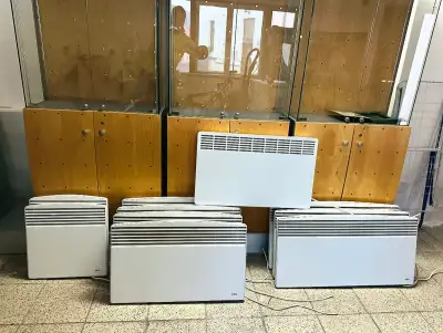 Elektrické přímotopy AEG a Stiebel Eltron 750-2500 W, 12 ks