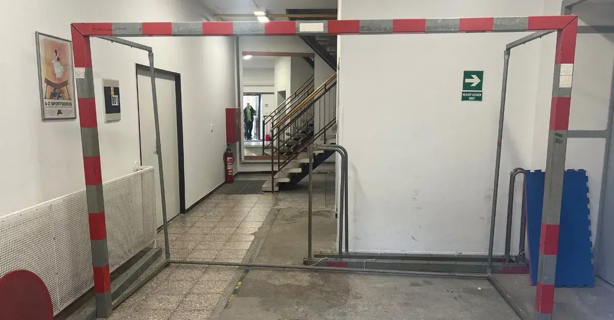 Branka na házenou (popř. fotbal) 2x3 m