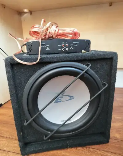 Subwoofer Alpine Type E 12 + zesilovač