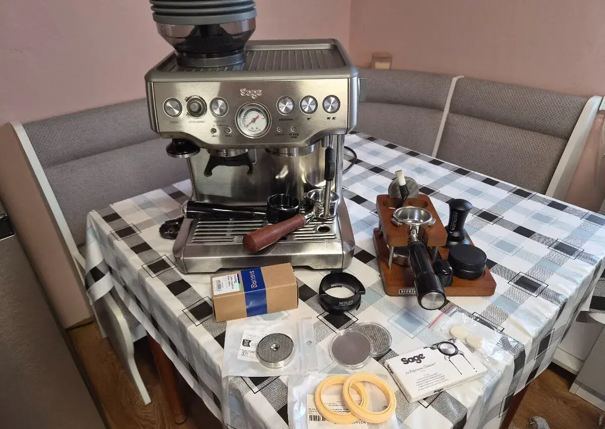 Kávovar Sage 875 + mnoho příslušenství
