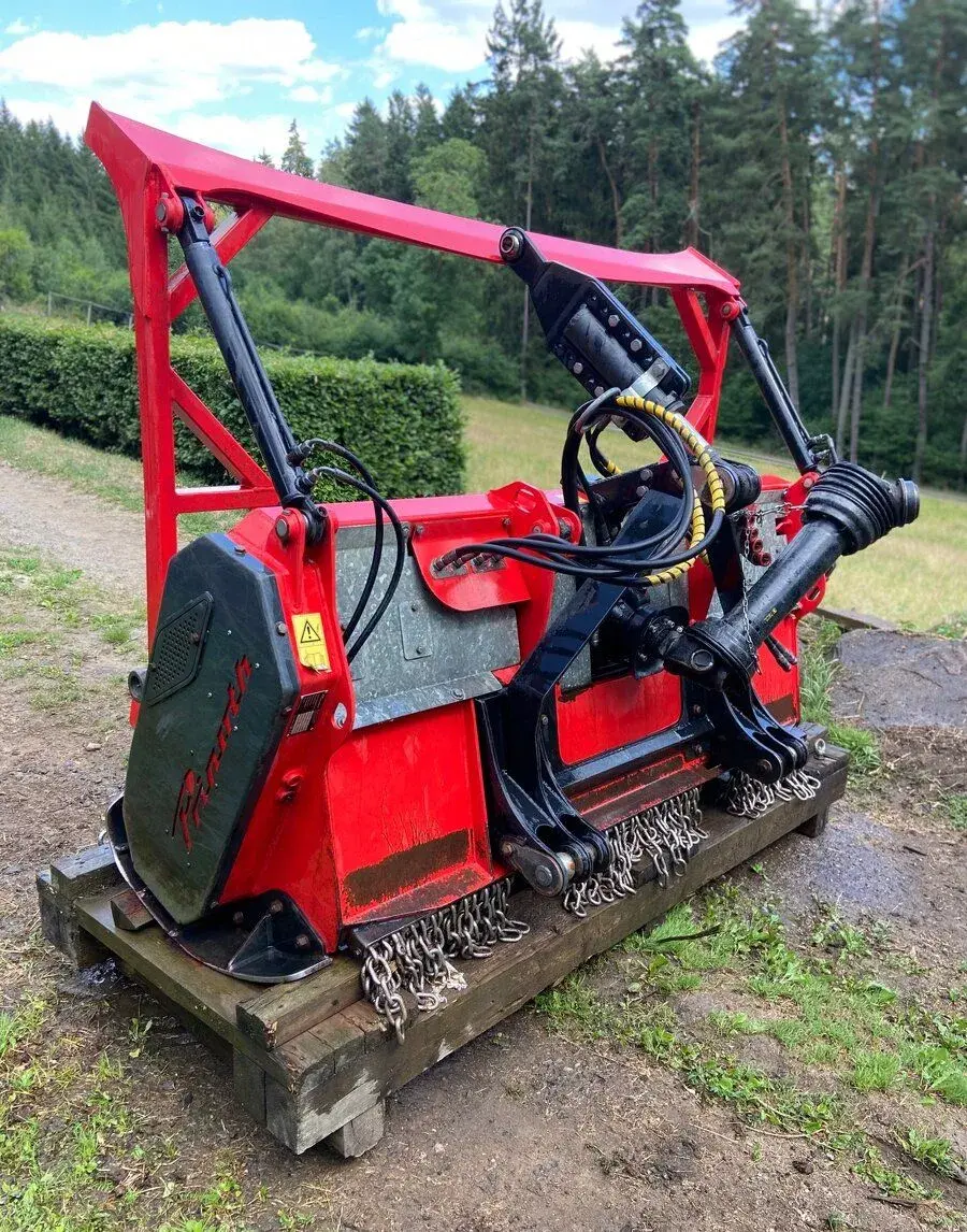 Lesní fréza Prinoth