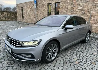 Pronájem VW Passat Elegance – BOLT PREMIUM | UBER PREMIUM