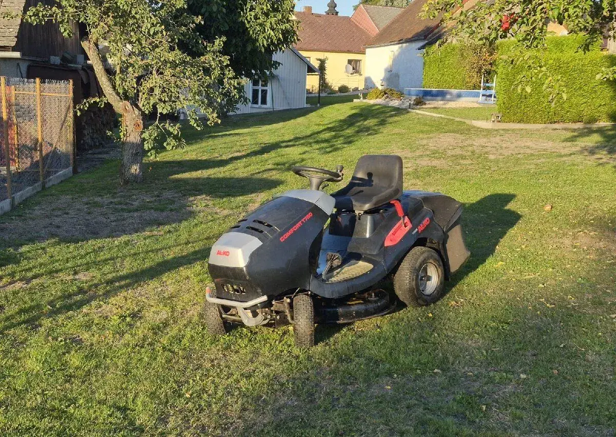 Zahradní traktůrek alko t750 comfort