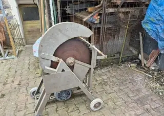 Kolébková cirkulárka