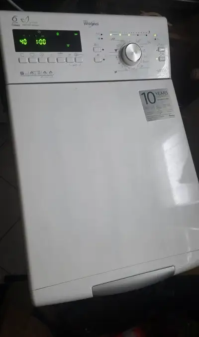 Pračka vrchem plněná