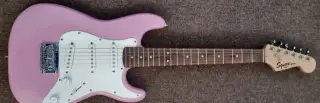 El. kytara - Squier MINI by Fender ¾