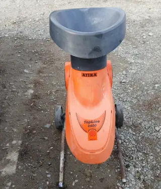 Německý drtič větví Atika