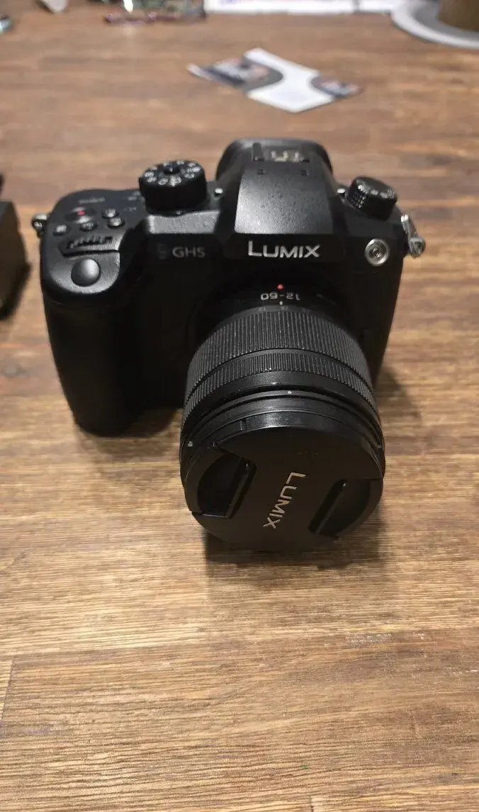 Panasonic Lumix GH5 komplet set – 2 objektivy, monitor Feelw