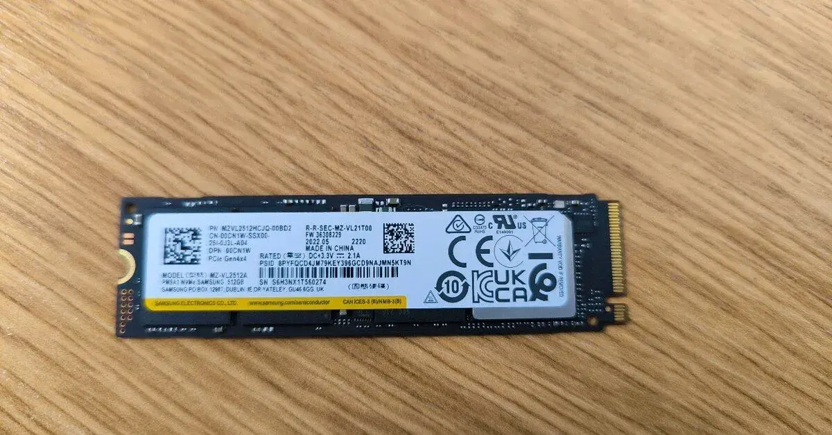 SSD Samsung M.2 2280 - PM9A1 512 GB (MZ-VL2512A)