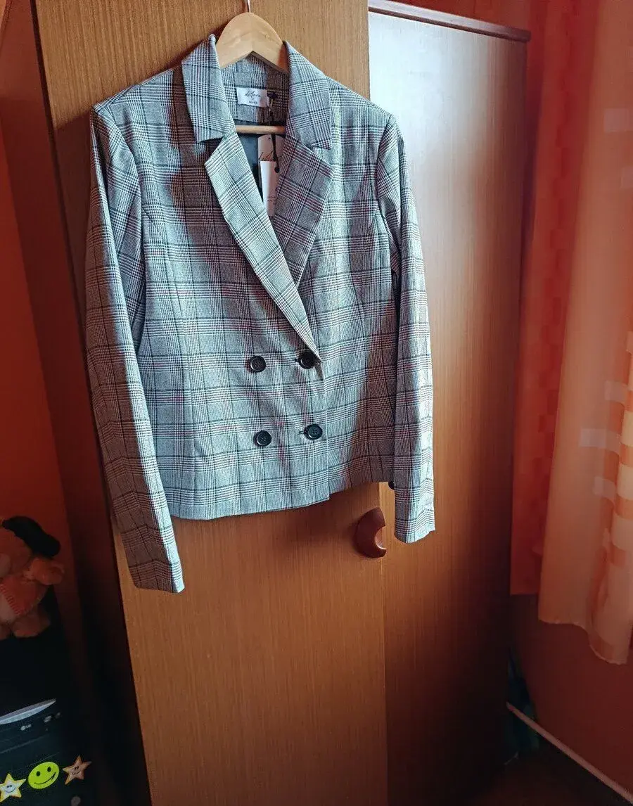 Nenošené sako vel.40 za 100,- Kč