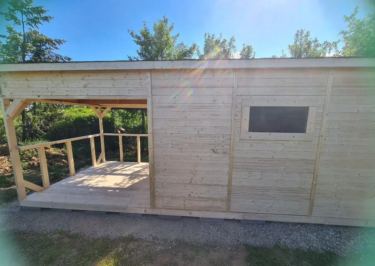 Zahradní dřevěný domek 2,5x6,25 s verandou, doprava zdarma
