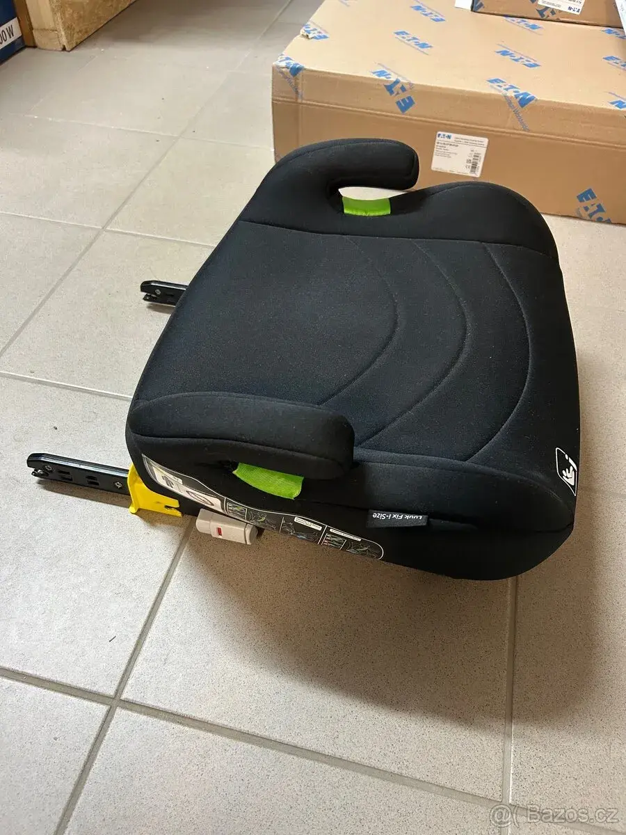 Podsedák Lionelo Luuk Fix i-Size ISOFIX 125–150 cm