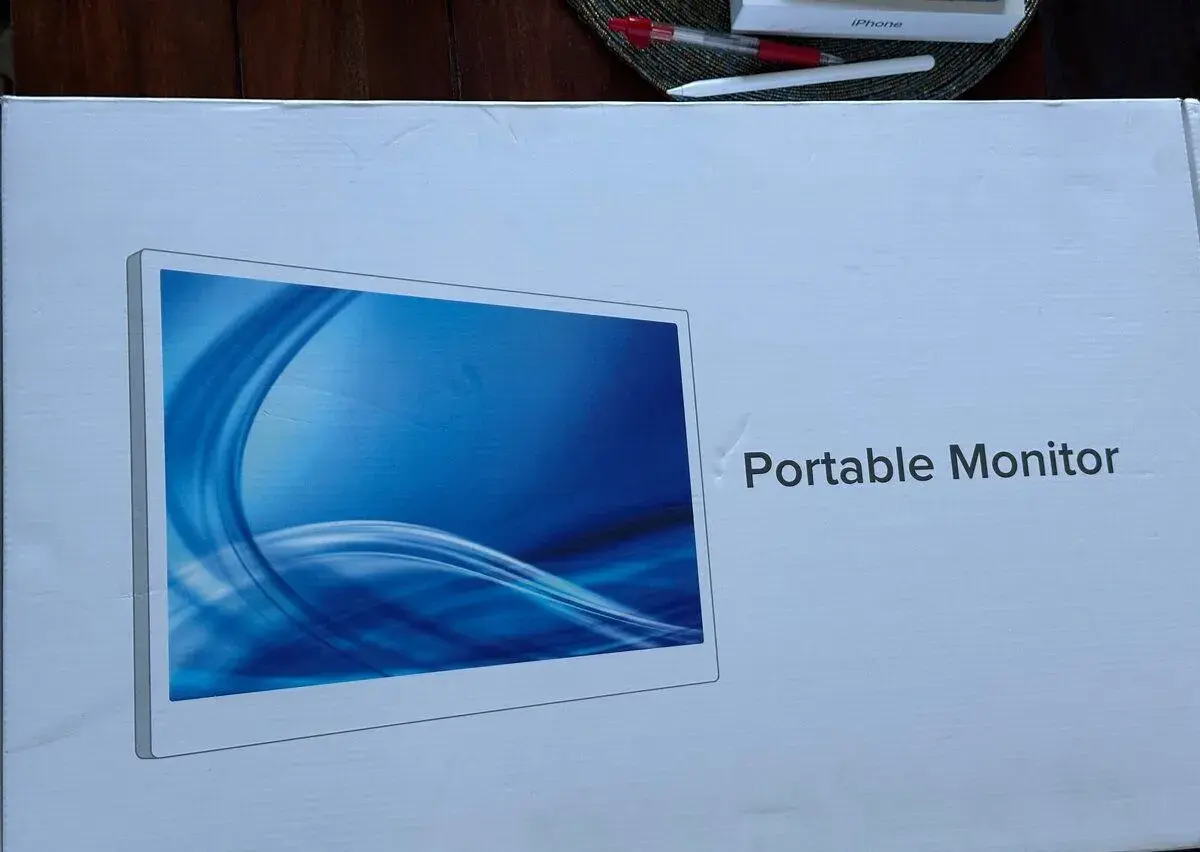 Přenosný monitor UPERFECT