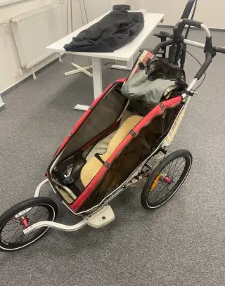 sportovní kočár CHARIOT