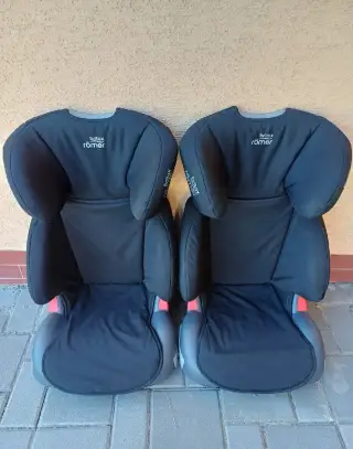 Dvě autosedačky Britax Römer Adventure (15–36 kg)