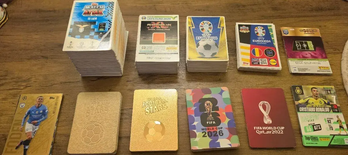 Velký set fotbalových karet (451 ks)