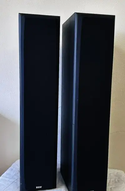 Špičkové Hi-Fi sloupy Bowers & Wilkins DM309