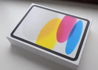 Apple iPad 11" (2025) 128GB Wi-Fi Stříbrný - 100% BATERIE