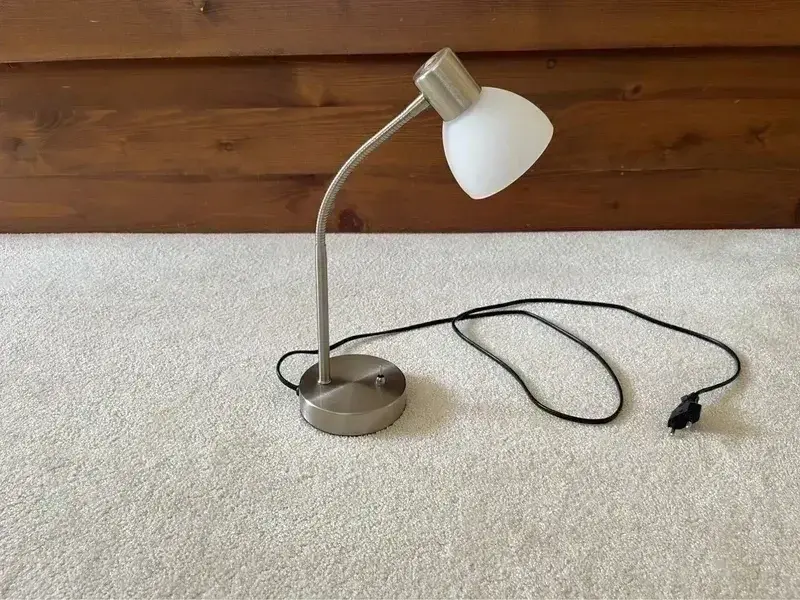 Stolní lampa GLOBO