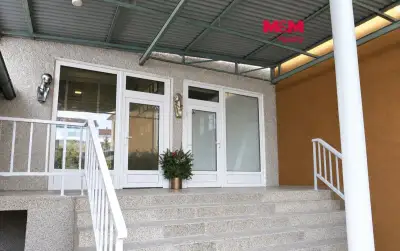 Pronájem obchod a služby, 12 m², Beroun, ul. Plzeňská