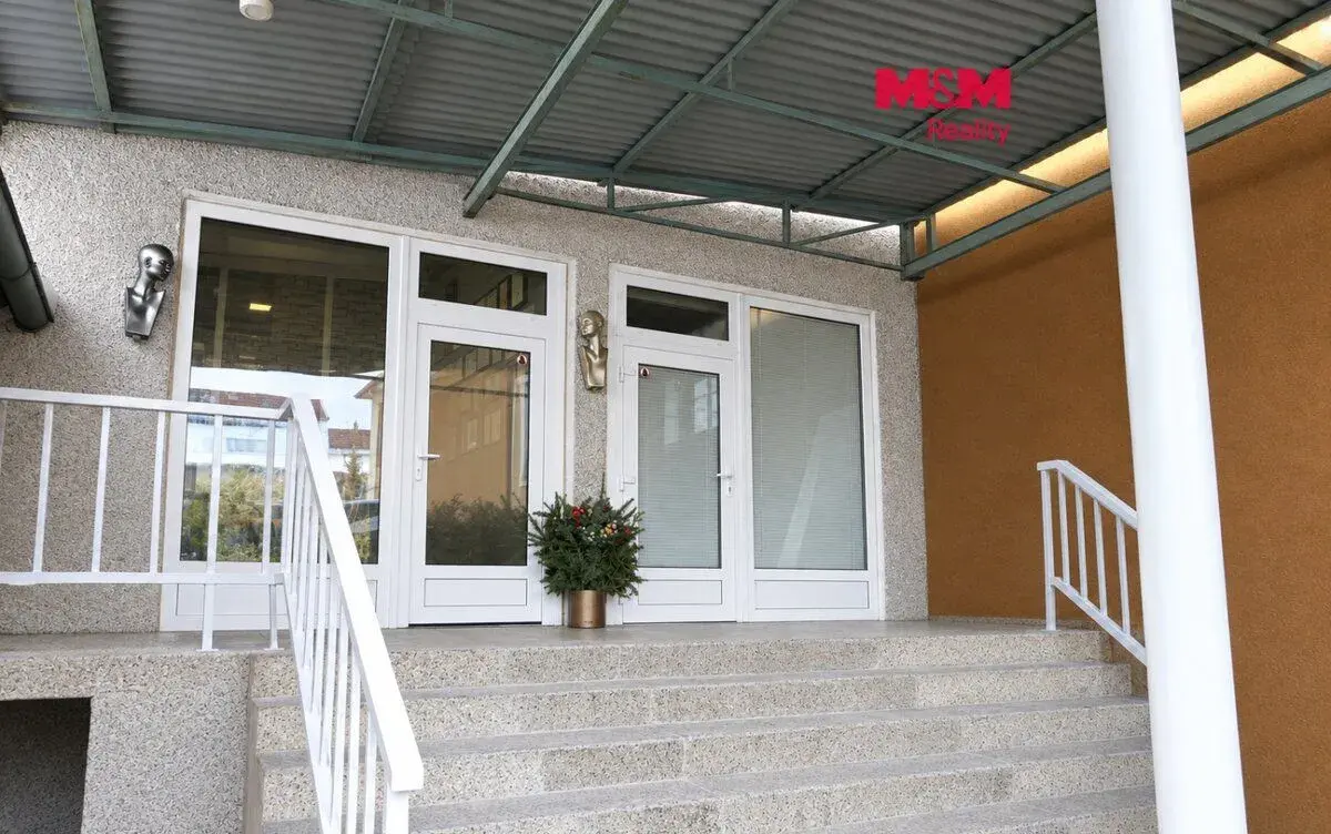 Pronájem obchod a služby, 12 m², Beroun, ul. Plzeňská