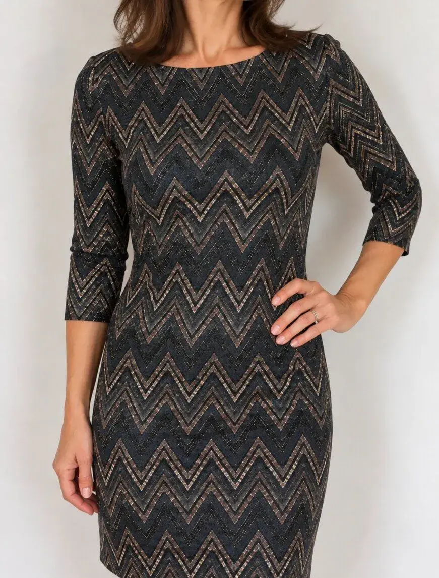 Slavnostní / koktejlové šaty Dorothy Perkins – zlatý vzor