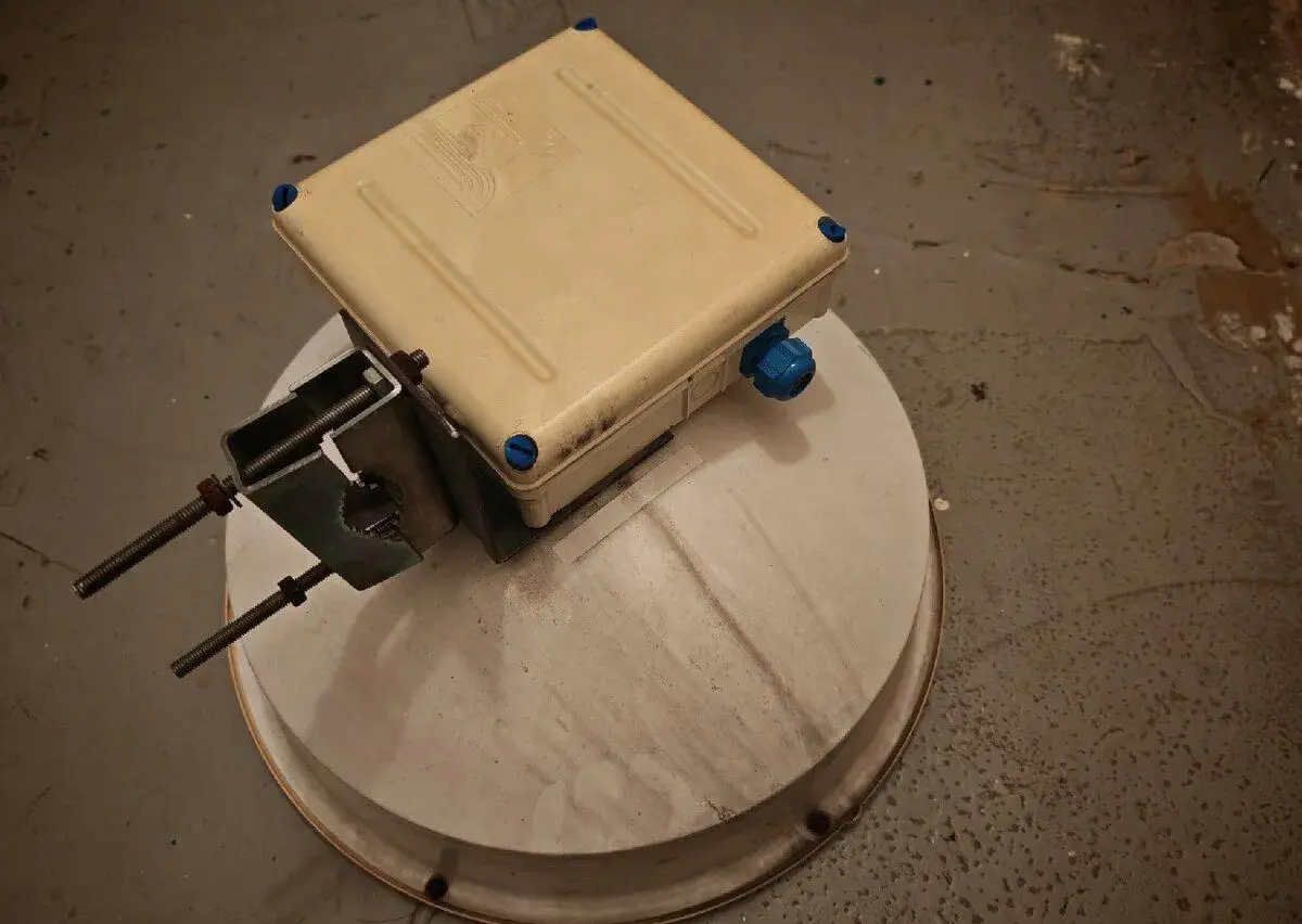 Parabolická anténa JRC-24 5GHz