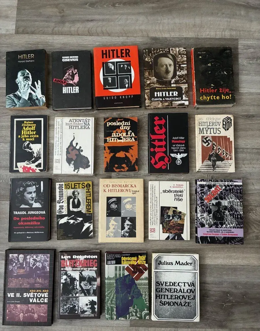 19x Hitler