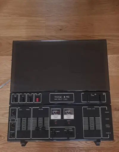 Magnetofon Tesla B 113