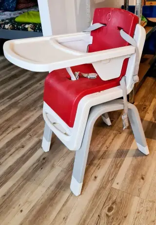 Jídelní židlička Nuna