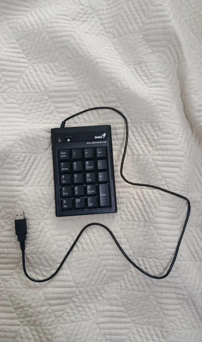 Externí numerická klávesnice Genius (USB NumPad)