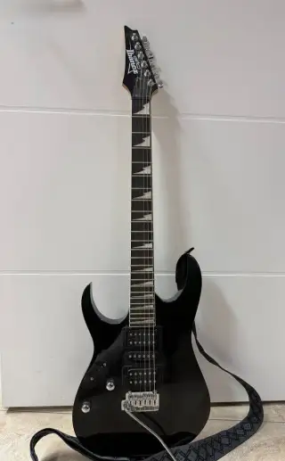 Elektrická kytara Ibanez GIO pro leváky
