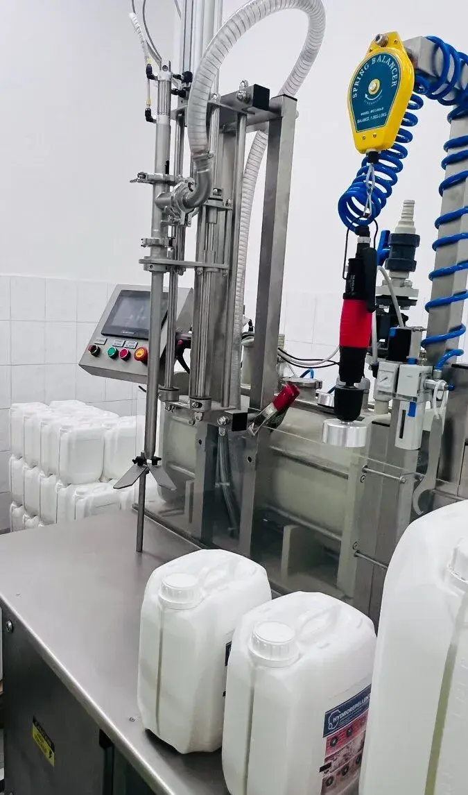 Dávkovač tekutých produktů