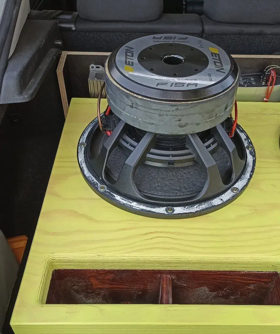 Subwoofer ETON 15