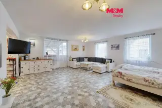 Prodej apartmánového domu - penzionu, 359 m², Strážov
