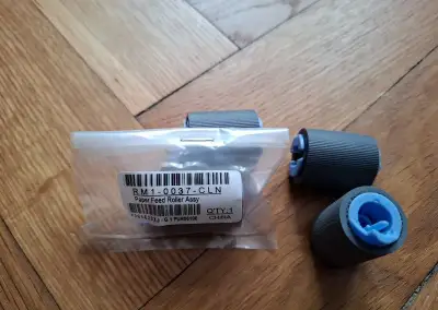 HP RM1-0037 Pick-up/feed roller