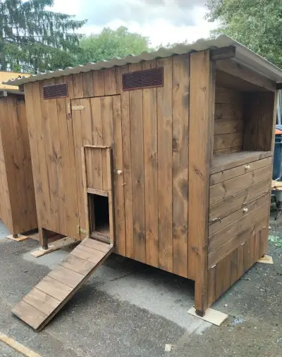 Zateplený kurník pro 20 až 30 slepic IHNED K ODBĚRU