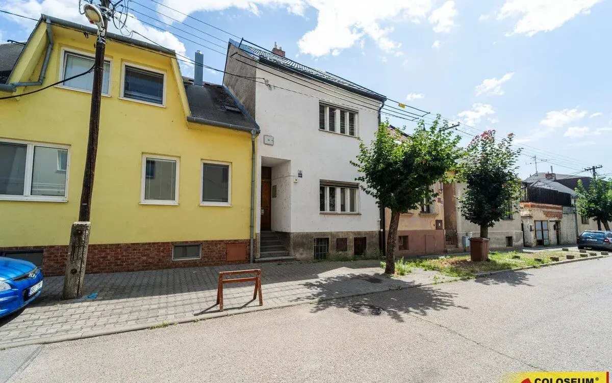 Hodonín, RD 4+1 vhodné na kanceláře, služby, ubytování, sídl