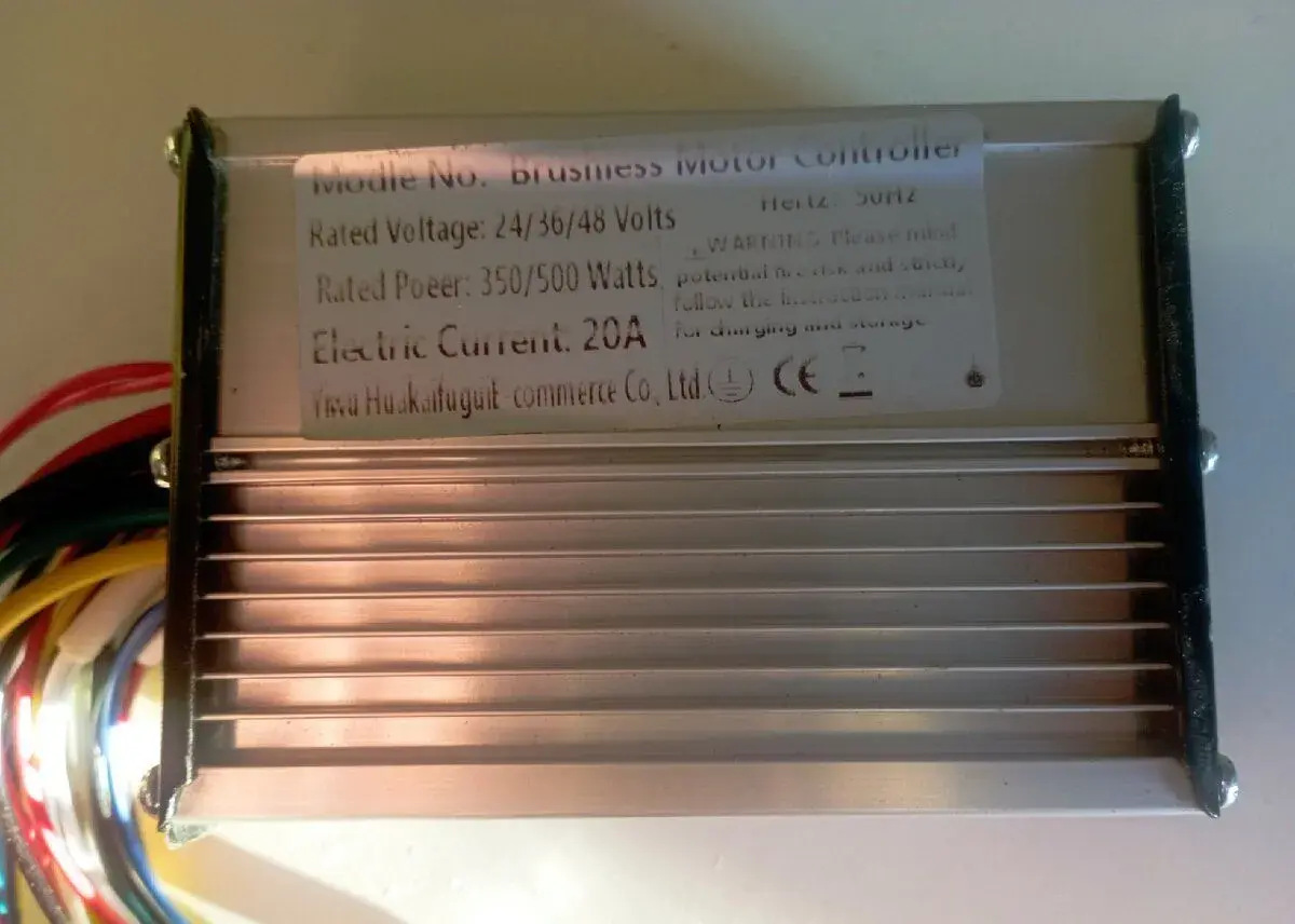 Nová řídící jednotka(350W/500W, 24V/36V/48V)