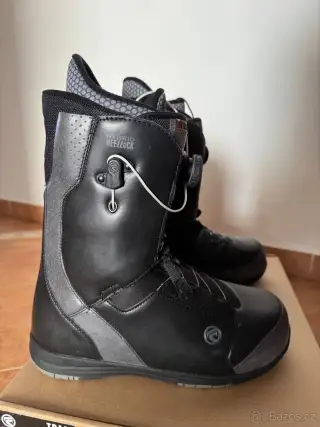 NOVÉ boty na snowboard Flow tracer EUR44
