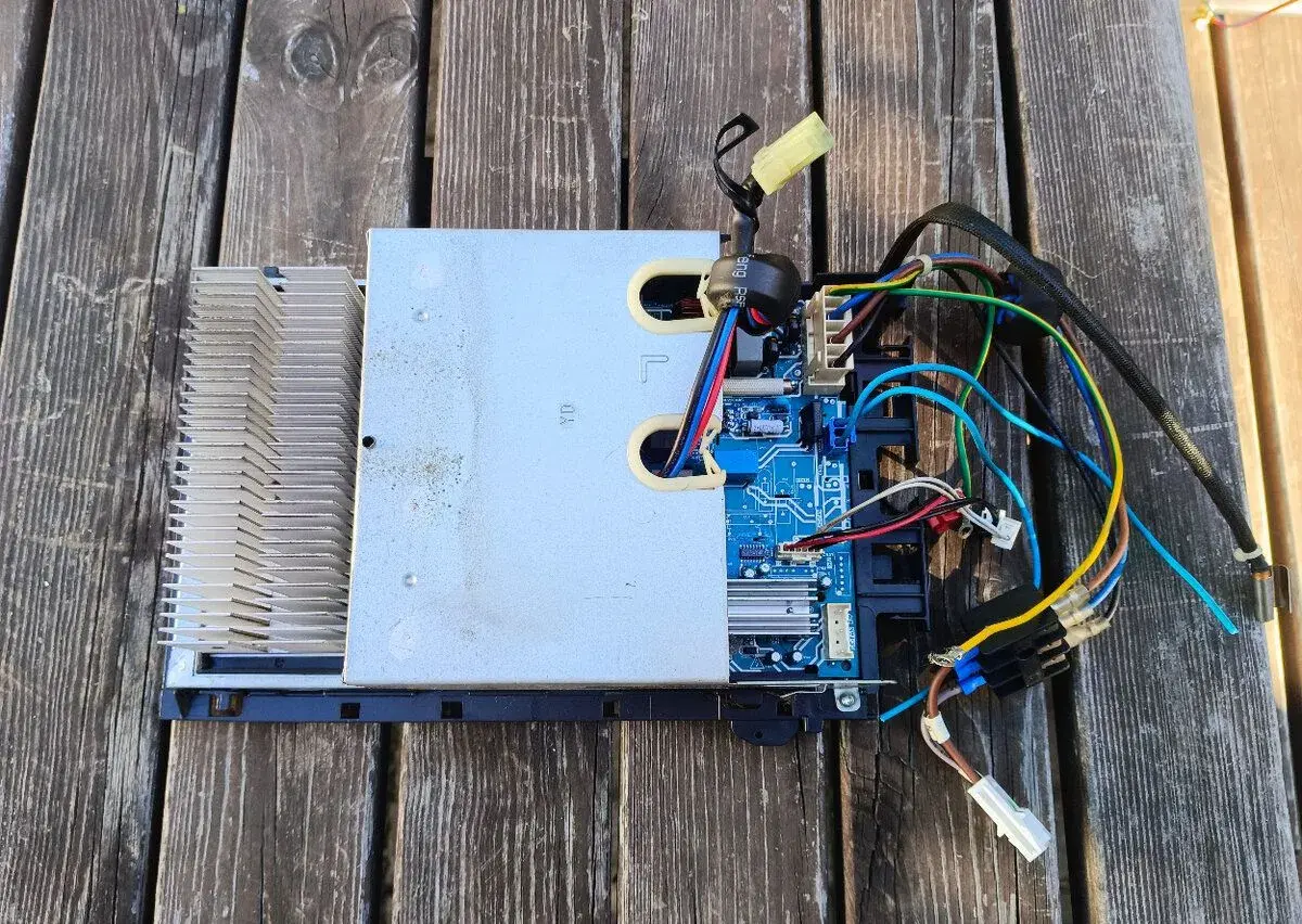 Řídící elektronika Klimatizace - Inverter-Midea-Collexpert