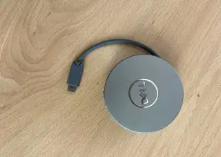 Multifunkční adaptér / dokovací stanice Dell USB-C (DA310)