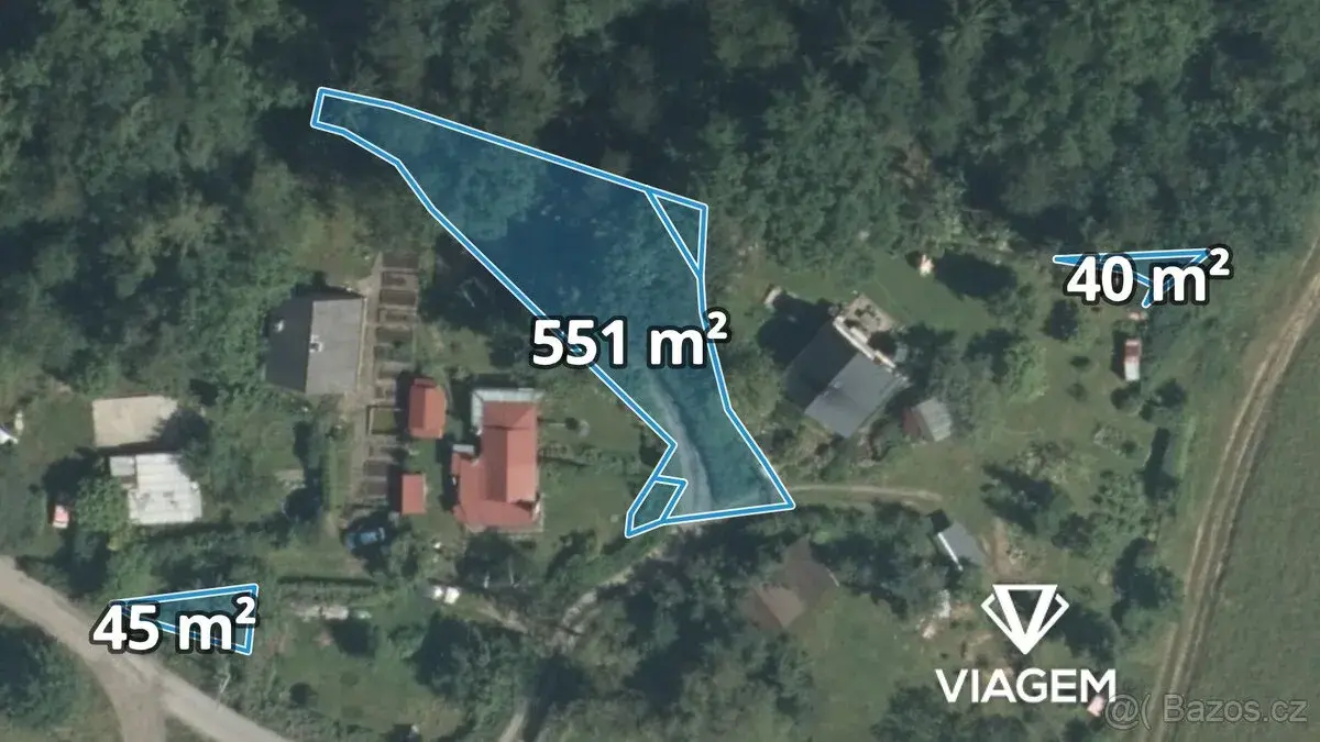 Spekulační - komerční a ostatní 636 m², Podíl 50 % o výměře