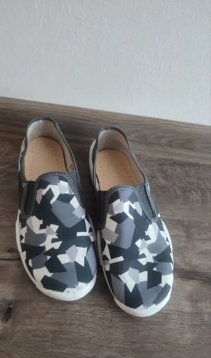 Přezůvky vel . 32 NOVÉ