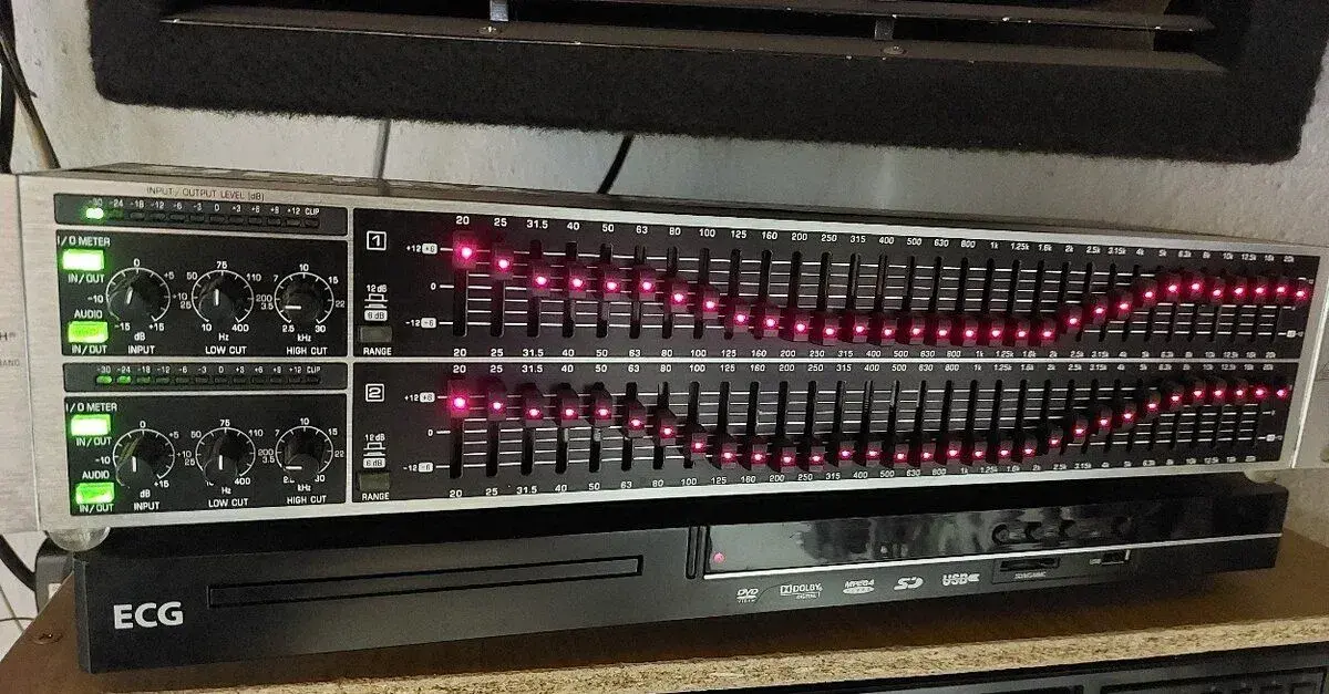 EQUALIZER GEQ 8102